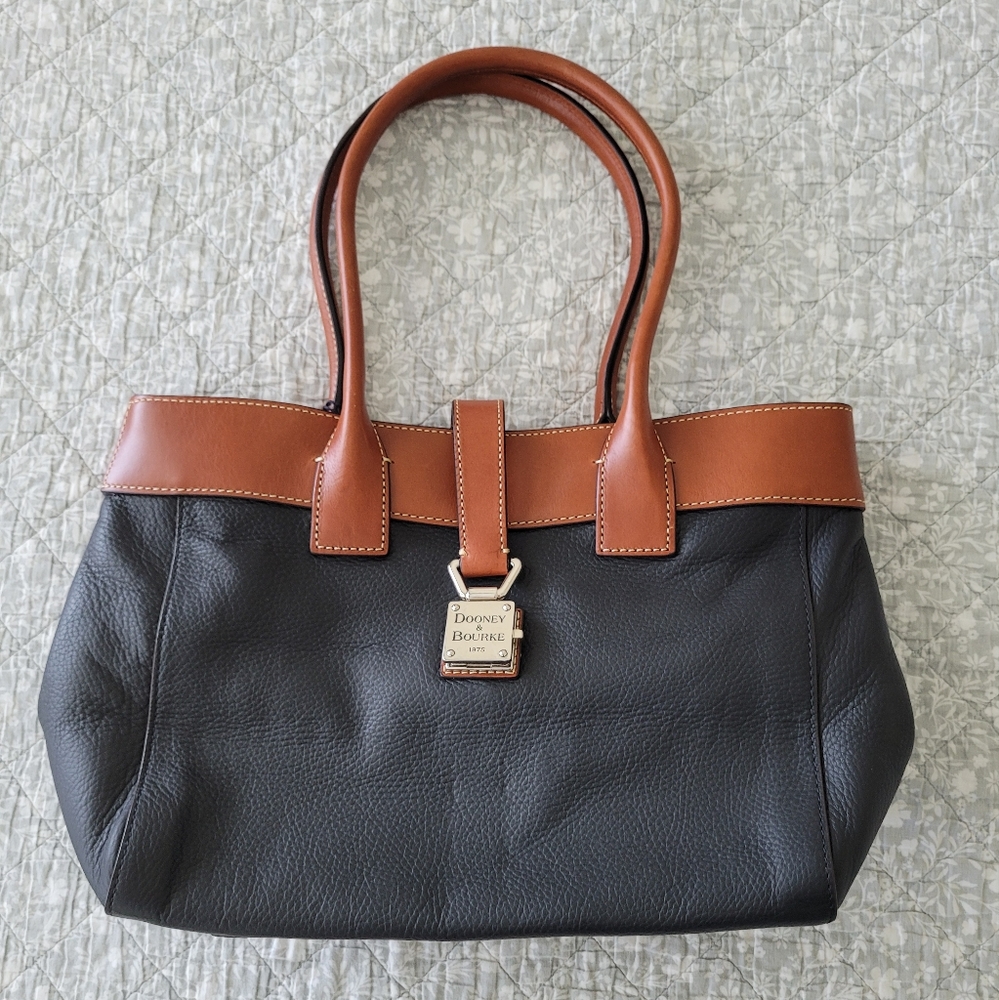 Dooney & bourke